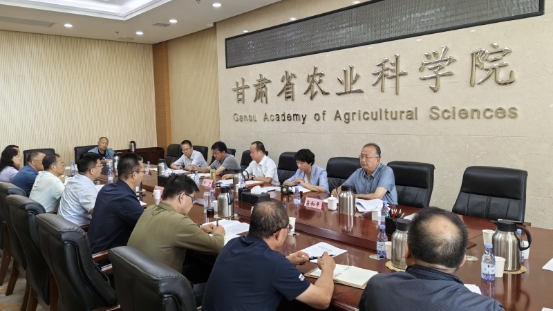 常宏强调要锲而不舍落实中央八项规定精神以严的氛围正的风气保障农业科技事业高质量发展