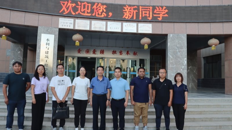 院长马忠明一行赴塔里木大学开展学术交流